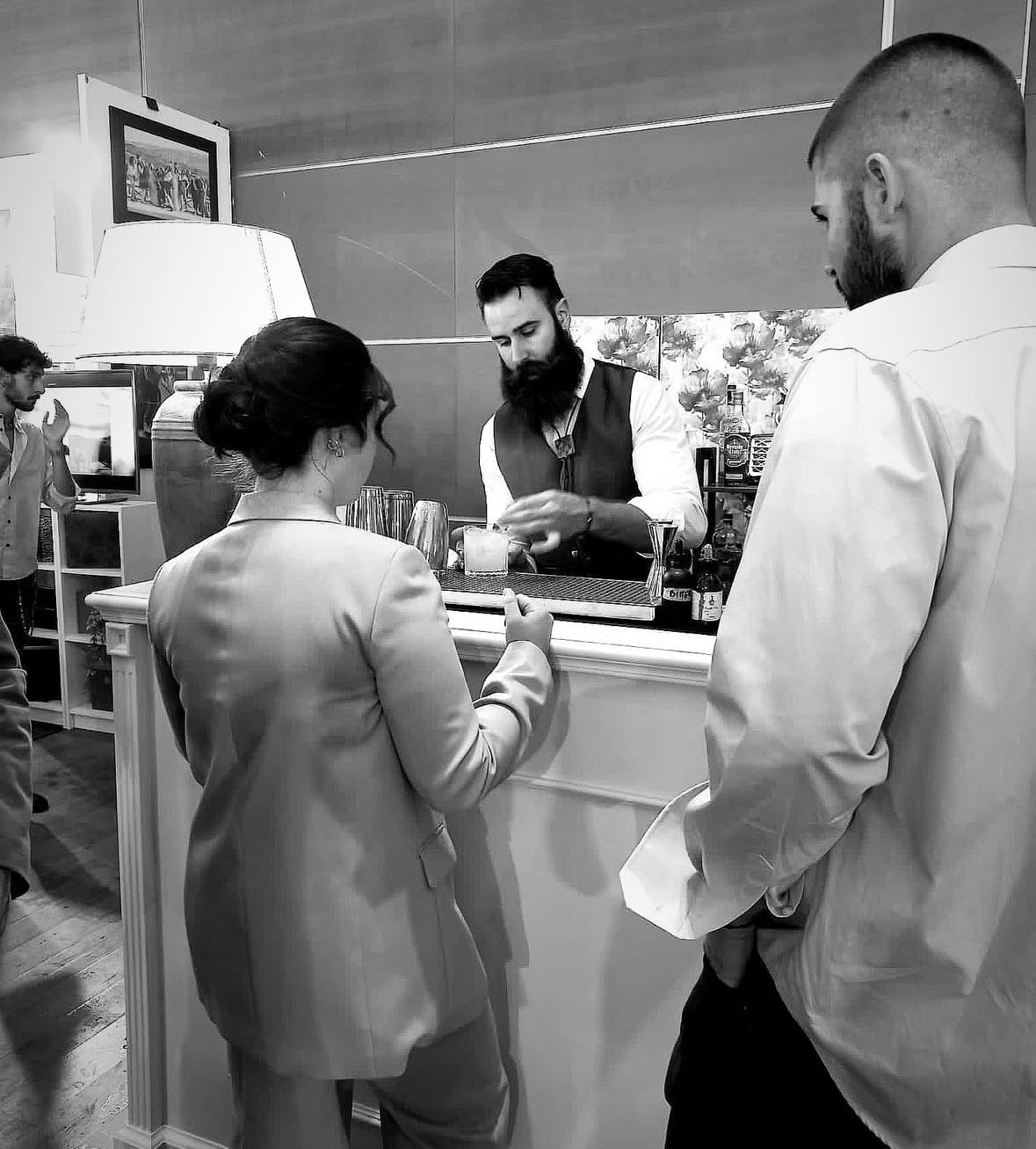 Fluid Aperitivo Class with Master Bartender Luca